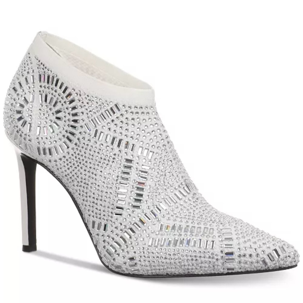 NEW - Thalia Sodi Women's Karmen Ankle Booties
Color:  White Flyknit -